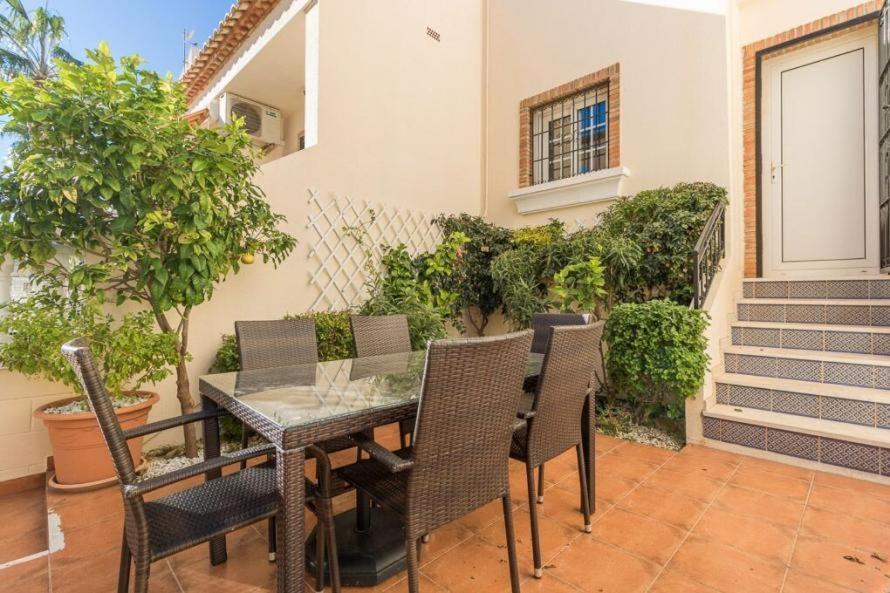 Townhouse Playa Flamenca Villa Exterior photo